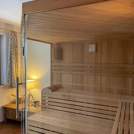 Chalet Sunshine