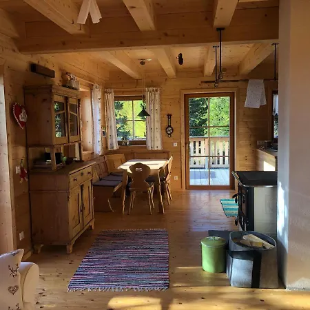 Chalet Sunshine